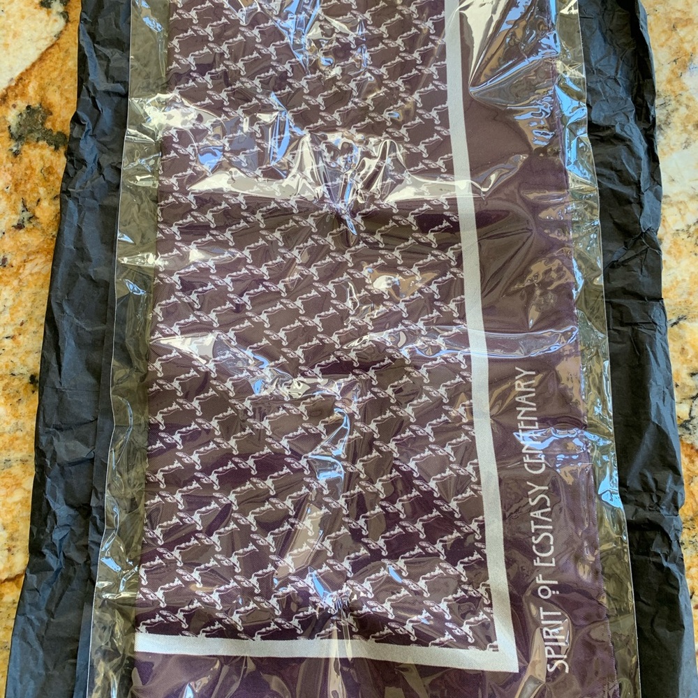 ROLLS ROYCE ITALIAN SILK SCARF BRAND NEW
